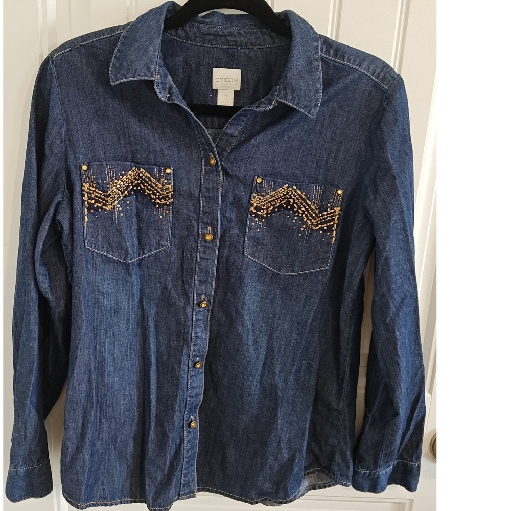 Women Size 1 Medium Chico's Western Boho Denim Button Down Shirt Blue Cotton